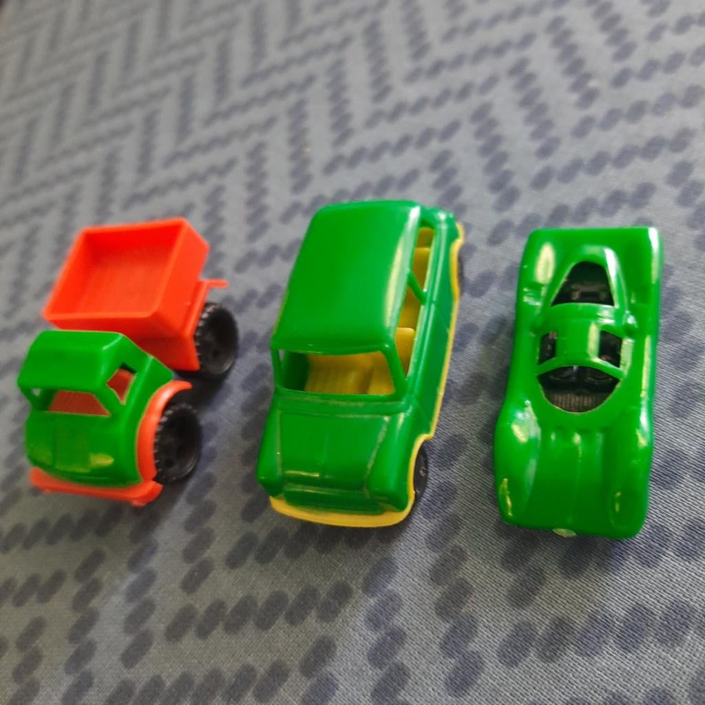 VINTAGE PLASTIQUE* LOT DE 5 VOITURES * UNIMOG, INNOCENTI, Enlèvement, Comme neuf, Voiture, Autres marques