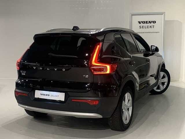 Volvo XC40 T2 Automaat + electr trekhaak, Auto's, Volvo, Euro 6, Zwart, Bedrijf, 5 zetels