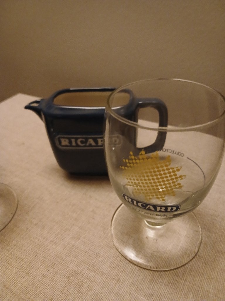 Cruche Ricard en pierre bleue et verre pop art, Enlèvement ou Envoi, Comme neuf, Ustensile