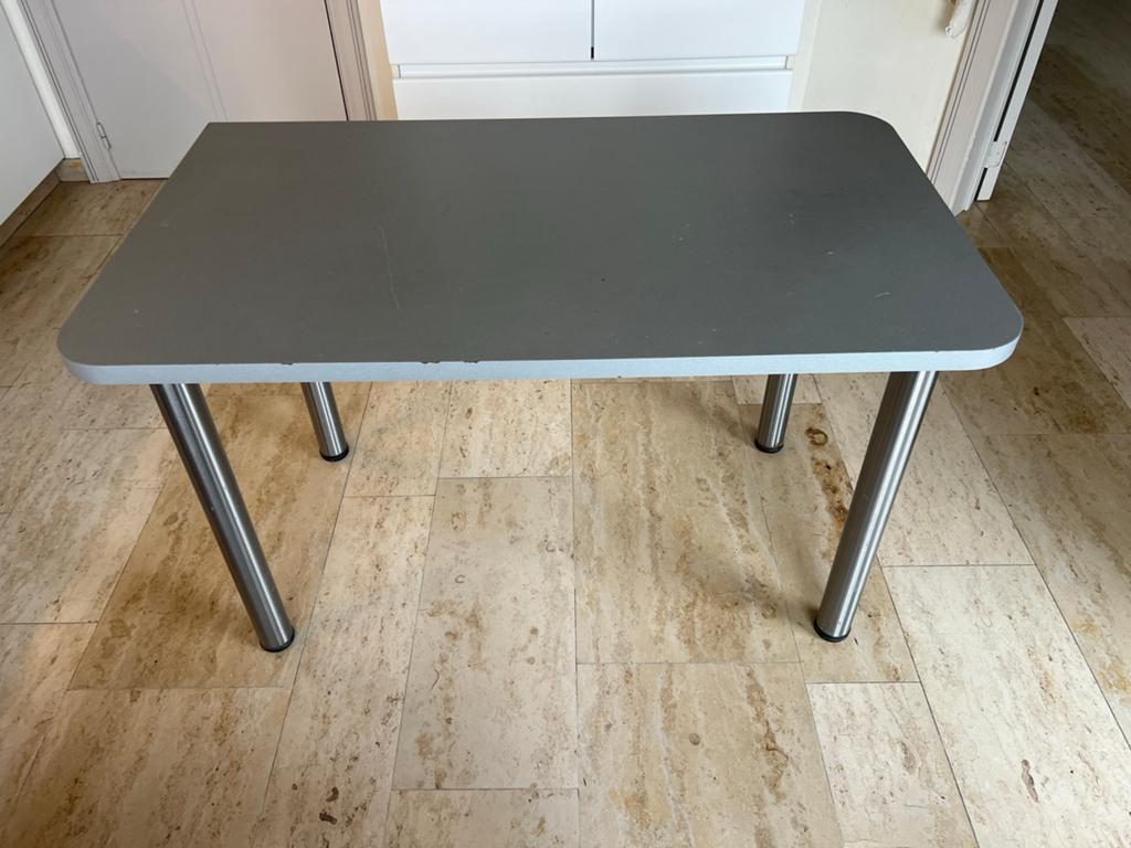 Praktische Werktafel / Hobbytafel – 120x70cm, Huis en Inrichting, Ophalen, Gebruikt, 75 cm of meer, 60 cm of meer