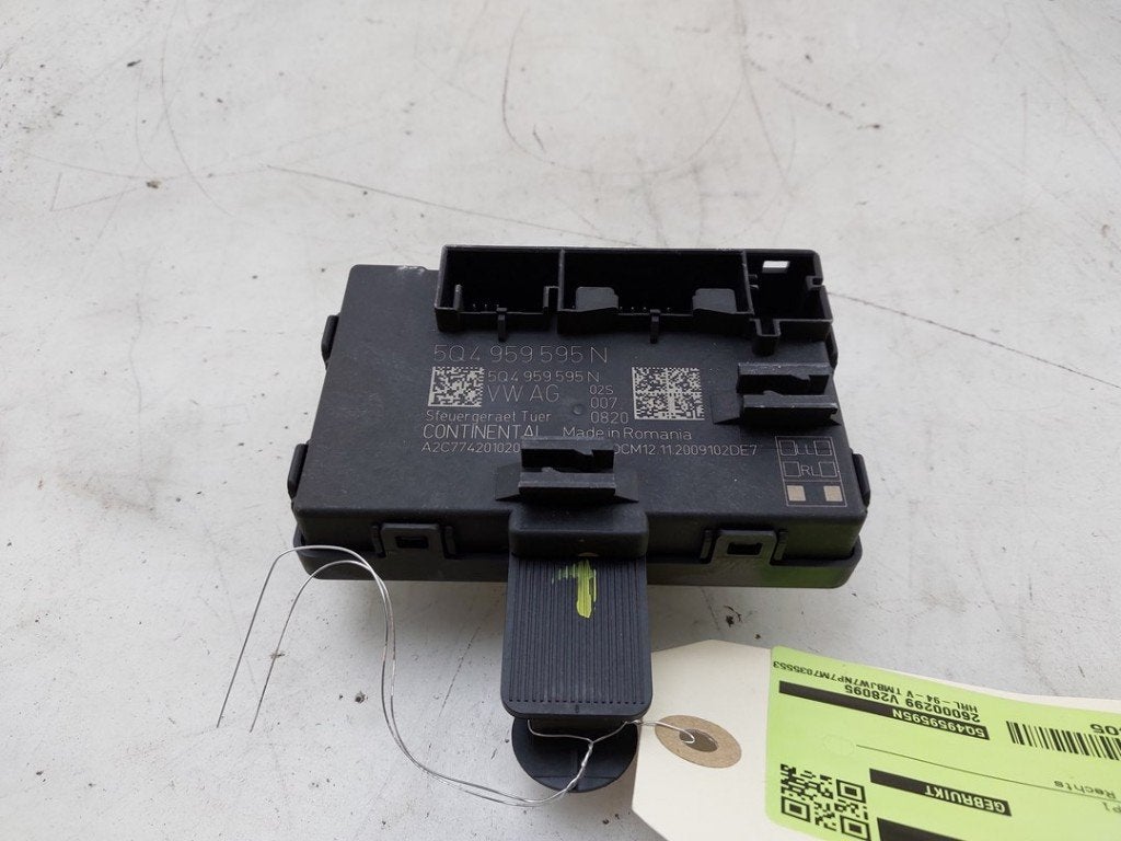 COMPUTER CENTRALE VERGRENDELING Skoda Superb Combi (3V5), Gebruikt, Skoda, Continental AG, Continental-Plaza 1
30175  Hannover, DE