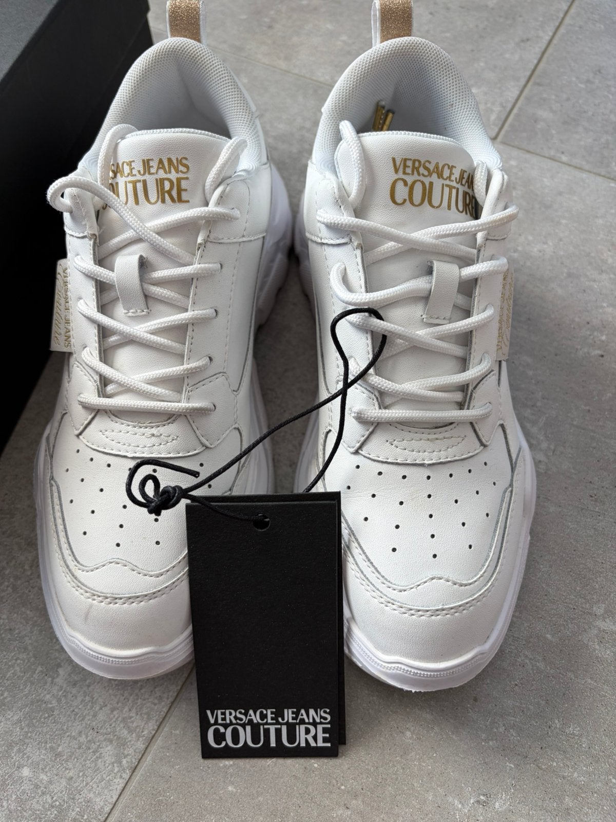 Versace dames sneaker 38, Kleding | Dames, Ophalen, Wit, Sneakers, Gedragen