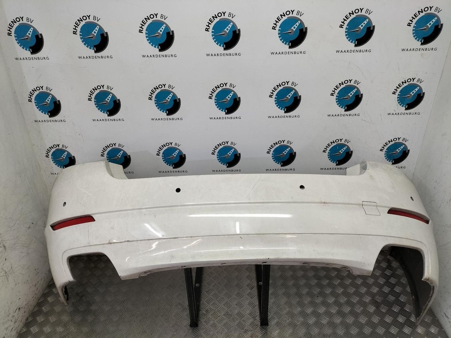 BMW 5 SERIES BUMPER ACHTER 2012, Gebruikt, Ophalen of Verzenden, Stiba lid, Achter
