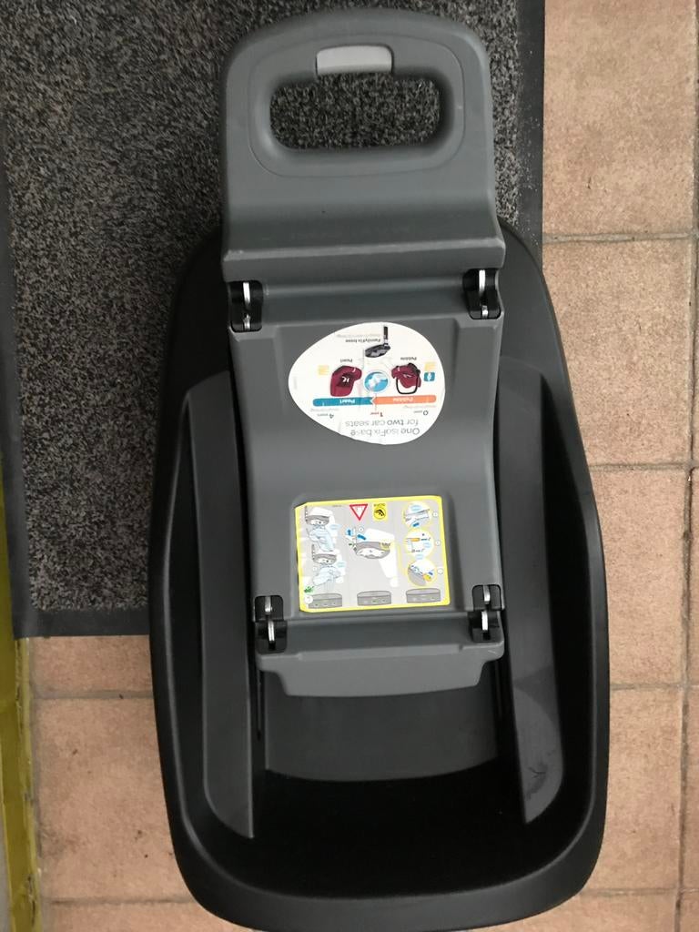 Autostoel Pearl Maxi Cosi met Isofix basis., Kinderen en Baby's, Autostoeltjes, Ophalen, Zo goed als nieuw, Isofix