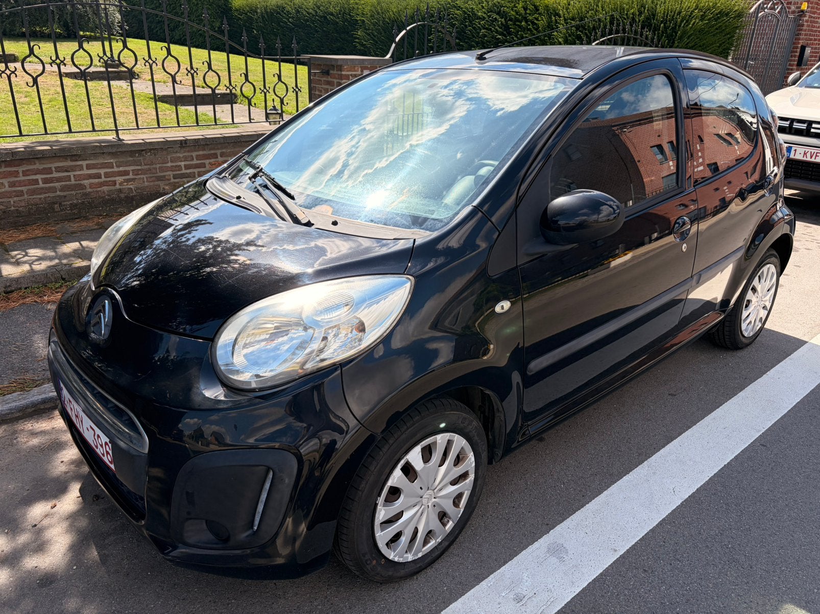 Citroen c1 2013 * Klaar voor inschrijving*, Auto's, Voorwielaandrijving, Stof, Zwart, C1