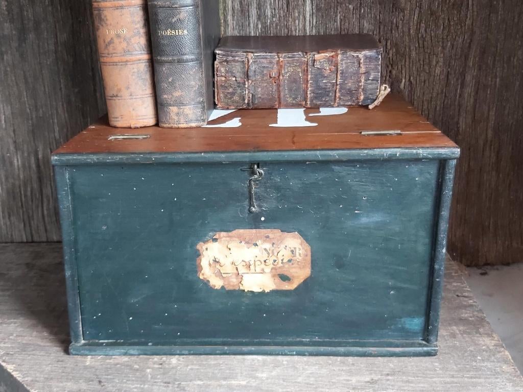 Bijzondere interessante oude franse houten (expeditie) kist, Antiek en Kunst, Ophalen of Verzenden