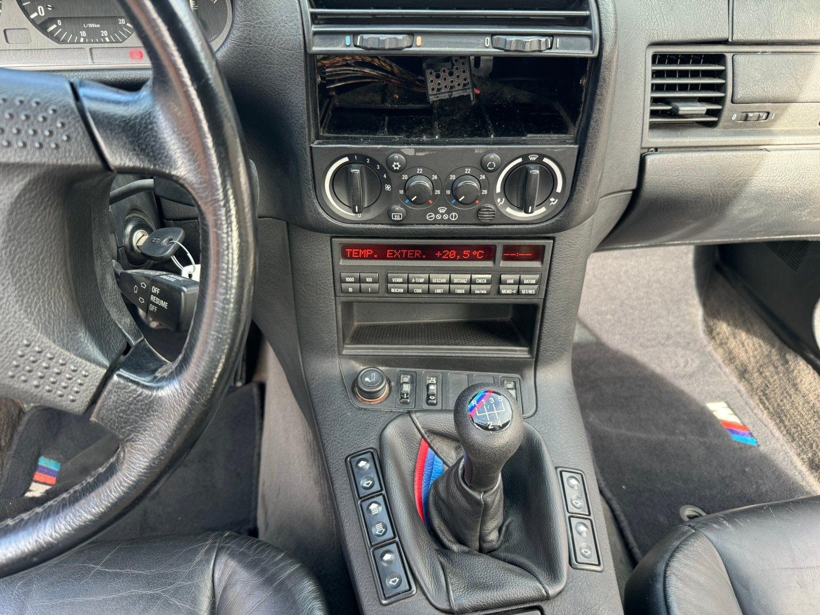 Bmw e36 325i cabrio, foto 12