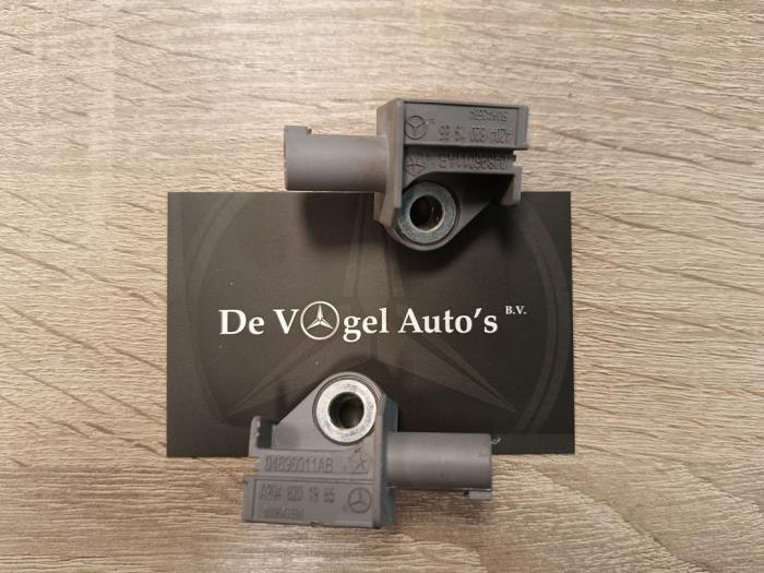 Détecteur airbag d'un Mercedes C-Klasse, Autos : Pièces & Accessoires, Autres pièces automobiles, Mercedes-Benz, Utilisé, 3 mois de garantie