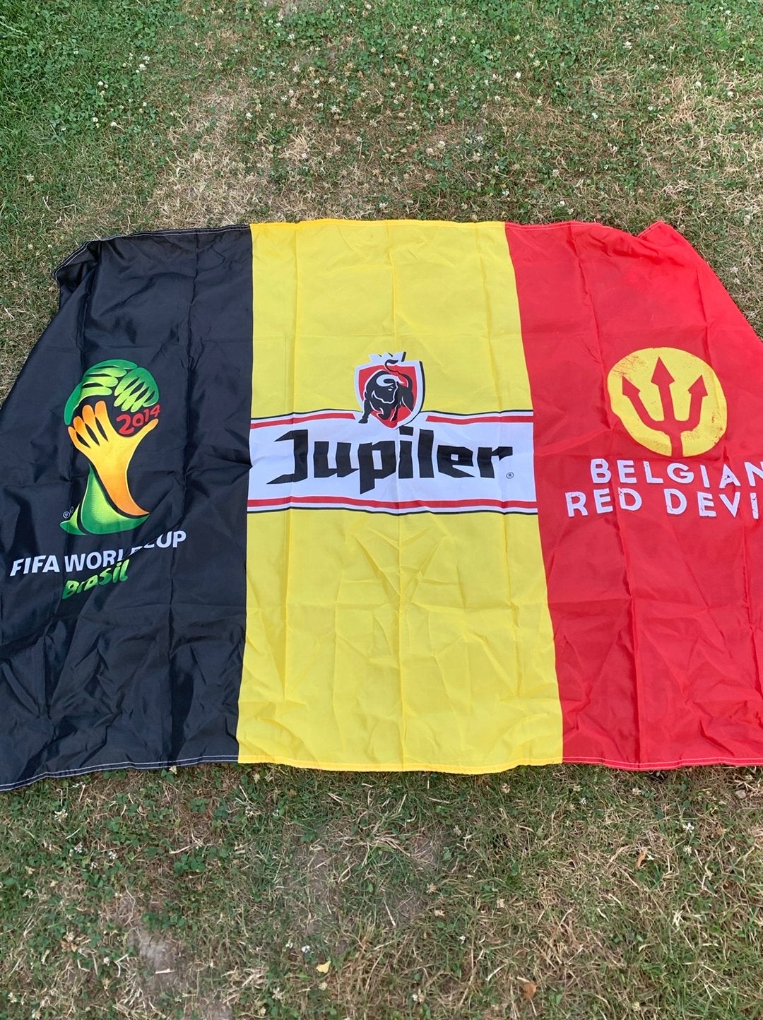 Rode duivels vlag, Ophalen, Zo goed als nieuw