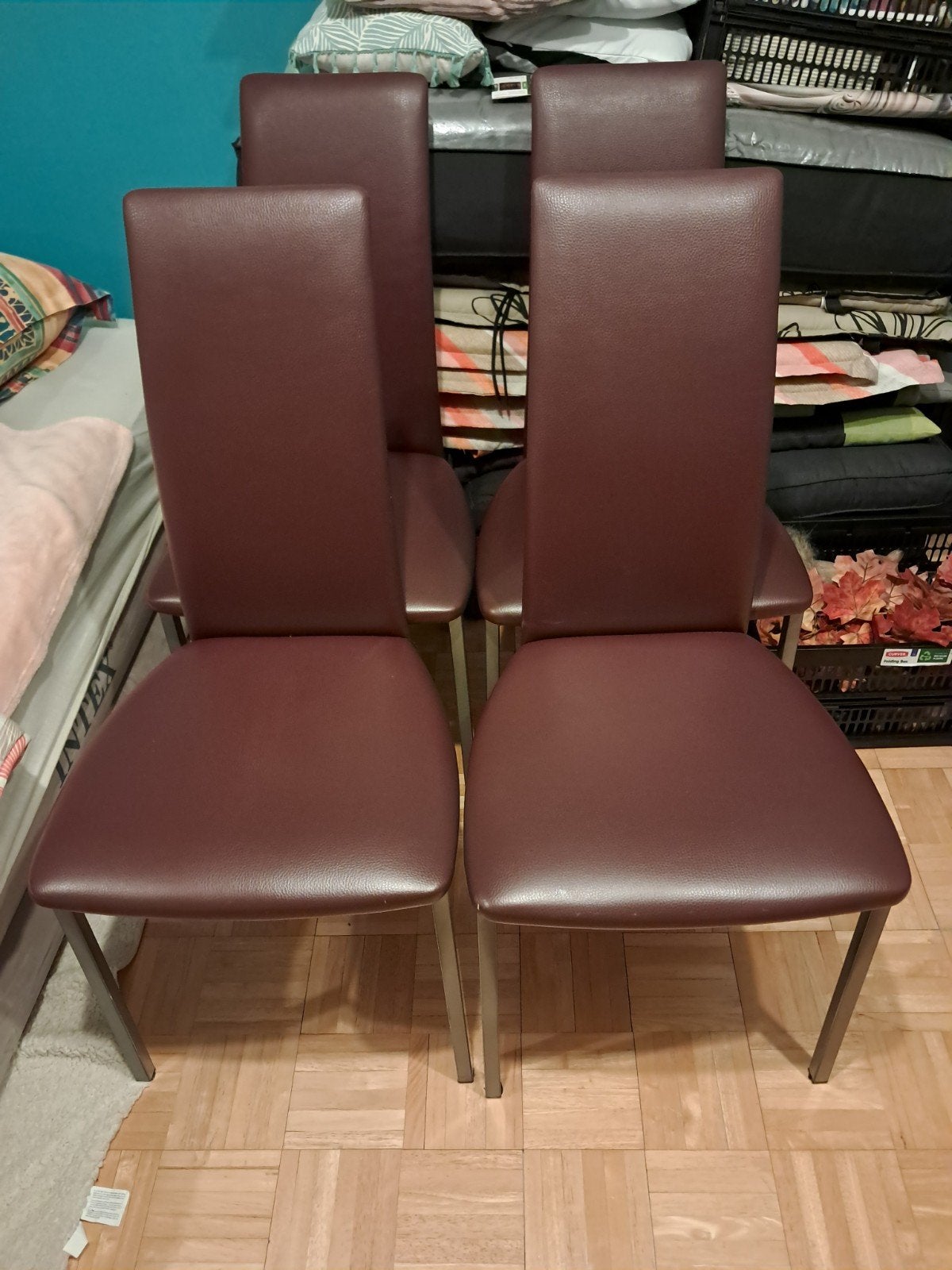 4 bordeaux stoelen, Huis en Inrichting, Ophalen