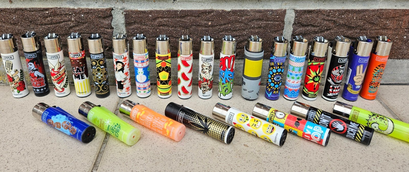 énorme lot de 26 briquets clipper tous plein , vintage, Collections, Articles de fumeurs, Briquets & Boîtes d'allumettes, Enlèvement ou Envoi