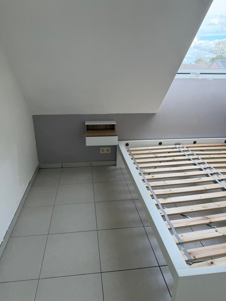 Cadre de lit avec sommier 160 x 200, Comme neuf, Enlèvement, 200 cm, Deux personnes
