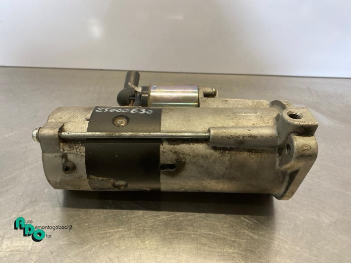 Startmotor van een Mitsubishi Pajero (Pajero 00-), Gebruikt, -, -, Ophalen of Verzenden