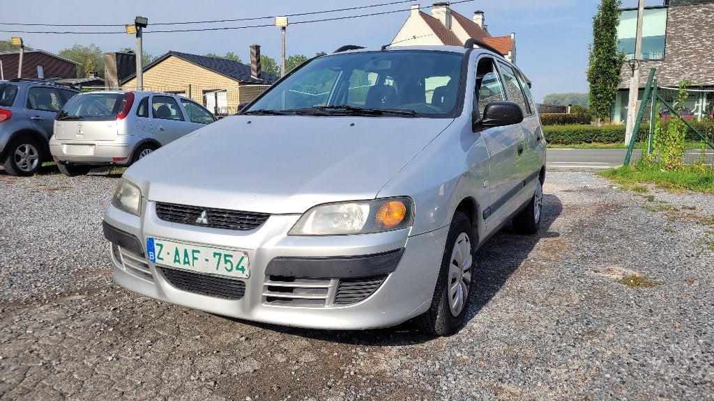 mitsubishi spacestar 1.3i GEKEURD TREKHAAK euro 4 2002, Autos, Argent ou Gris, Achat, Ordinateur de bord, Entreprise