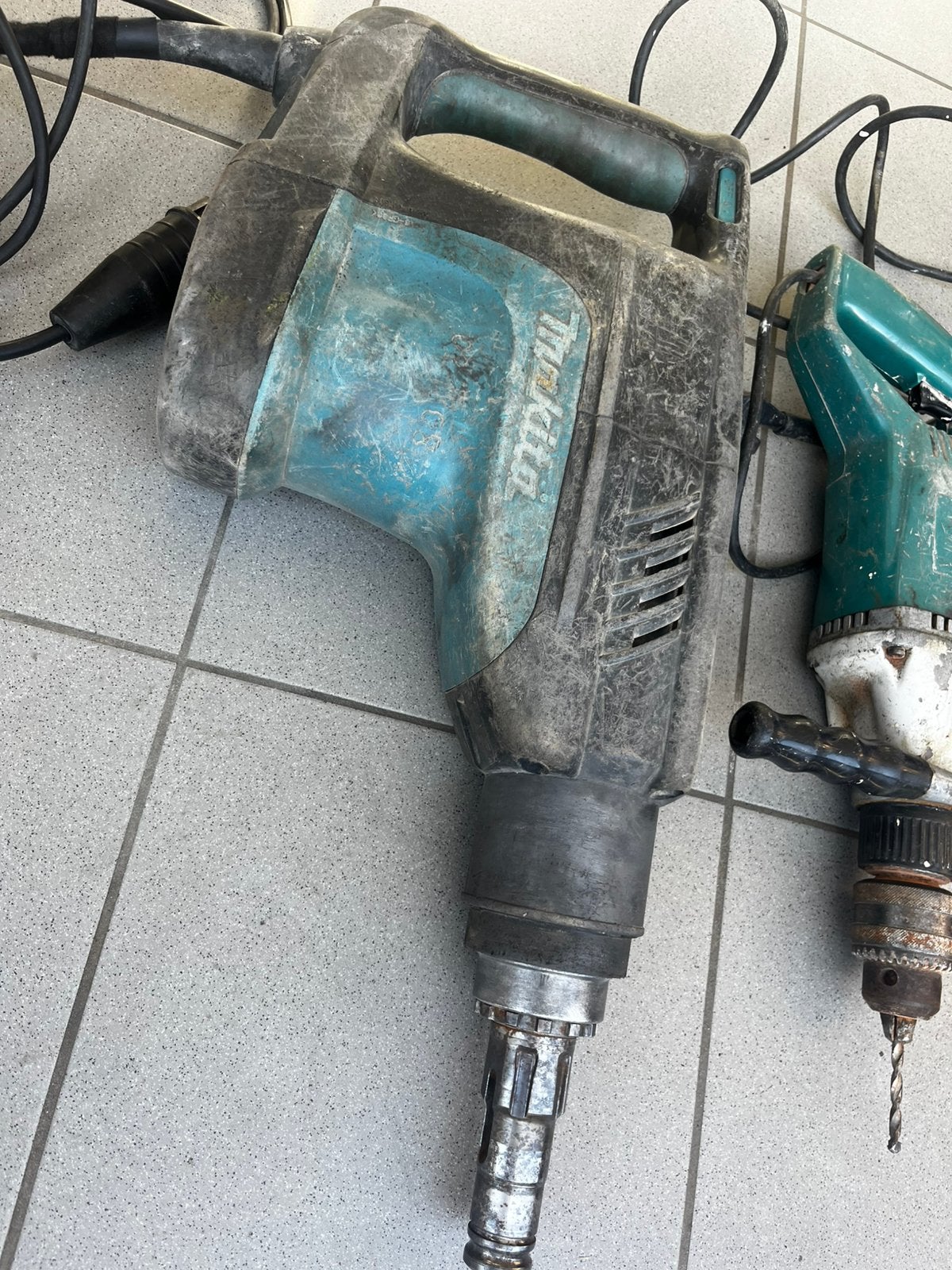 Partij  Gereedschap: Makita Breekhamer HM1203C, Ophalen, Boor- en/of Breekhamer, Klopboormechanisme, Gebruikt