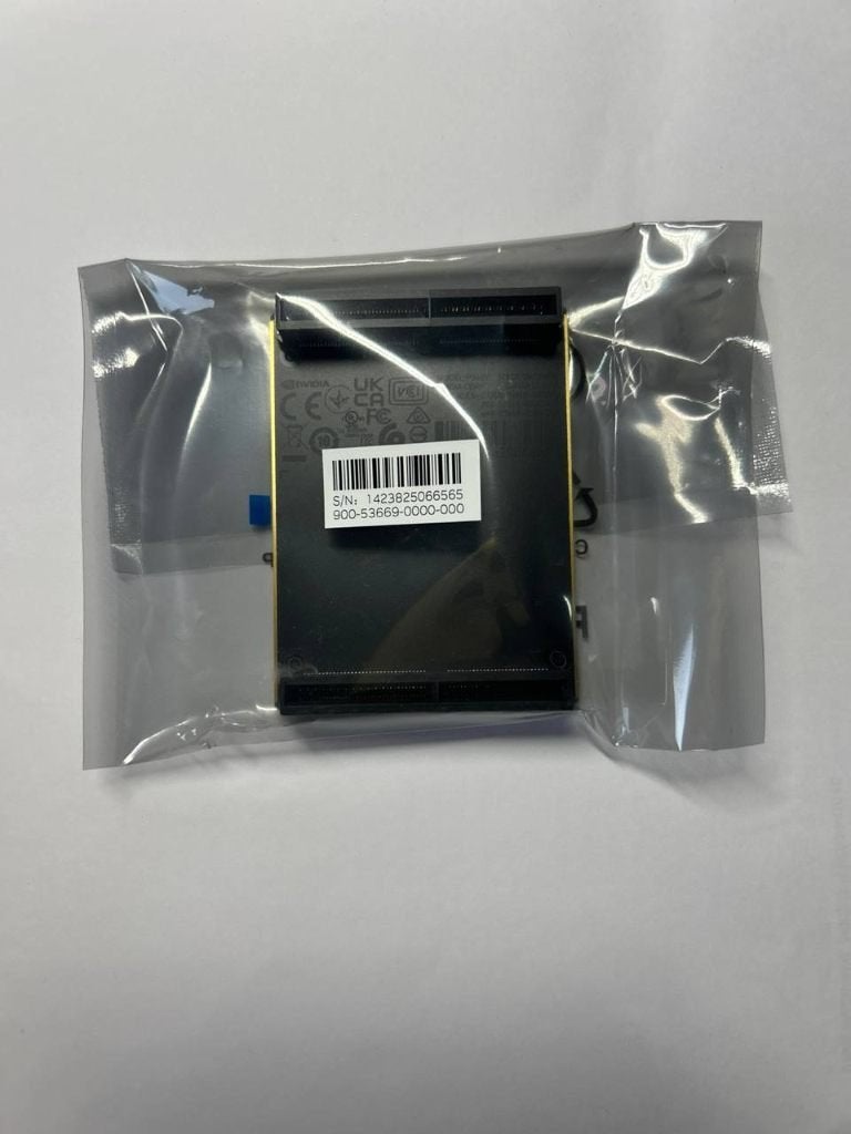 NVIDIA NVLink brug 3-slot P3669 - nieuwstaat, Computers en Software, Ophalen, Nieuw