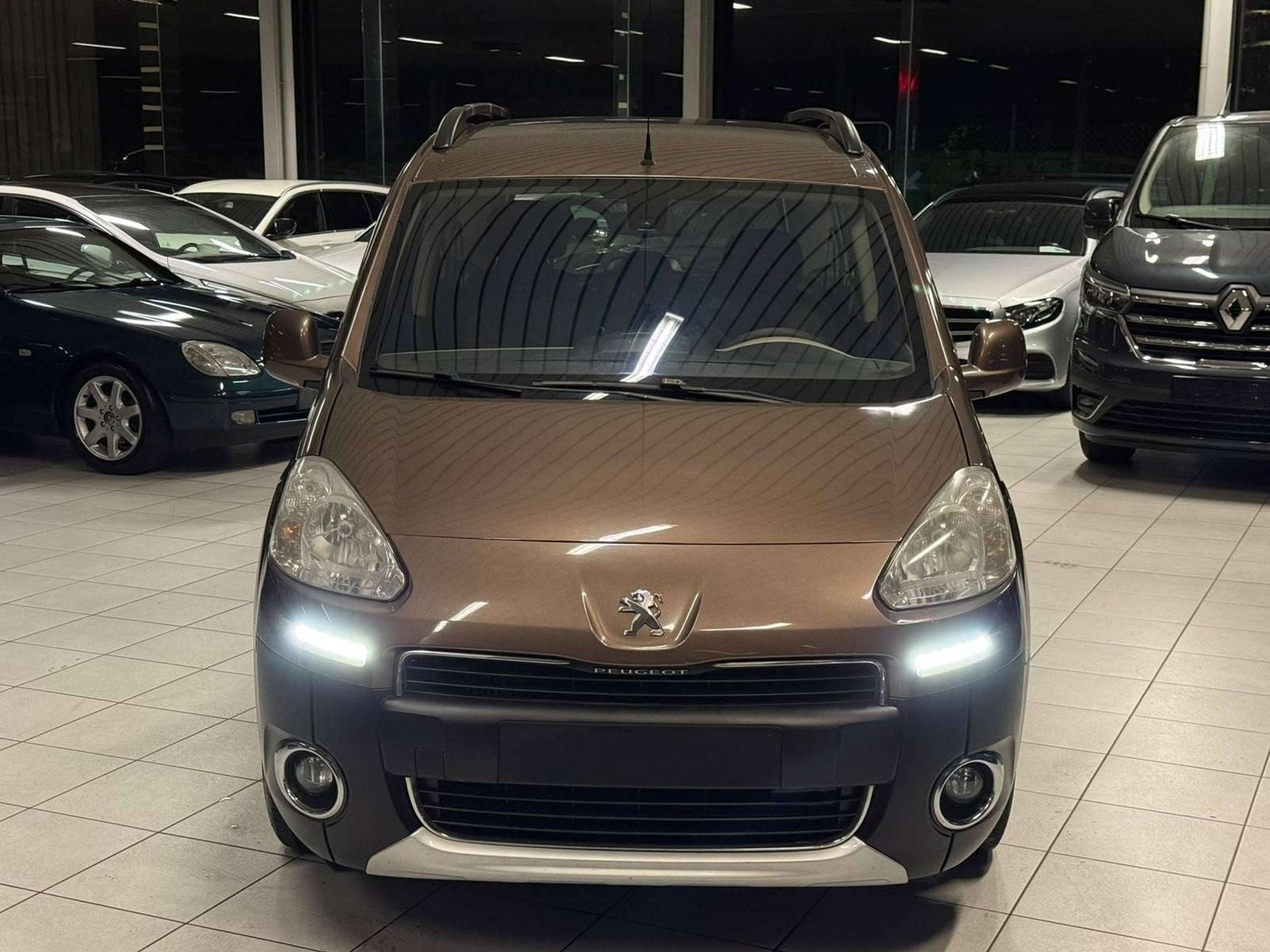Peugeot Partner Tepee 1.6HDi 68kW Euro 5, Auto's, Voorwielaandrijving, Gebruikt, 5 deurs, 1560 cc