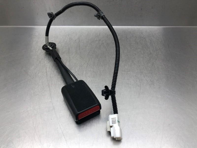 BOUCLE DE CEINTURE DE SECURITE AVANT GAUCHE Sportage (NQ5), Utilisé, Kia