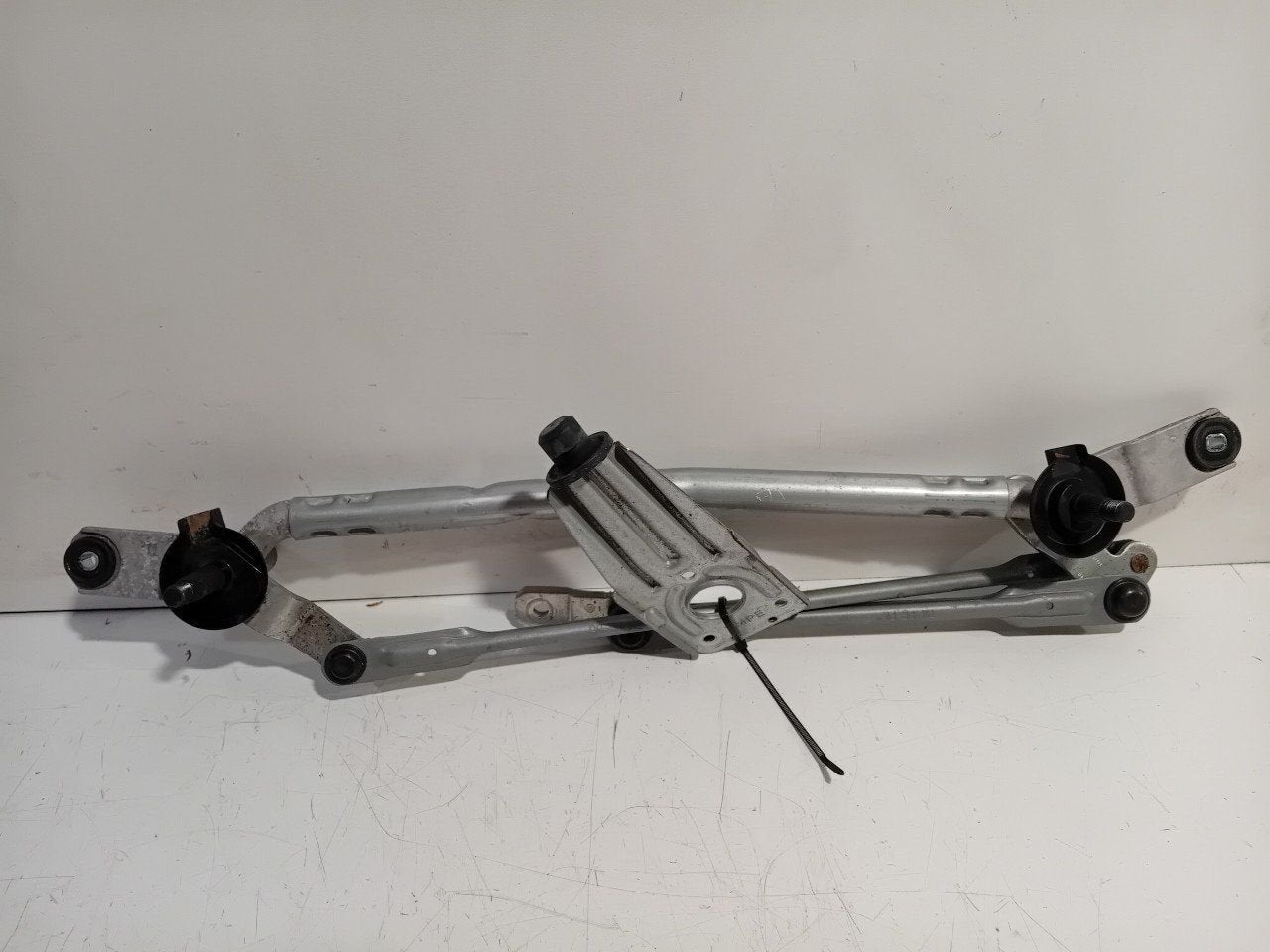 Ruitenwisser mechaniek voor Hyundai Santa Fe, Onderdelen@venauto.nl, Van der Ven Autorecycling B.V., Ettenseweg 76, 4706 PB Roosendaal, The Netherlands