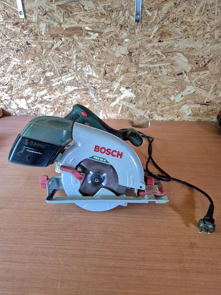 Scie circulaire Bosch PKS 55A – fonctionne parfaitement, Bricolage & Construction, Enlèvement, Scie circulaire