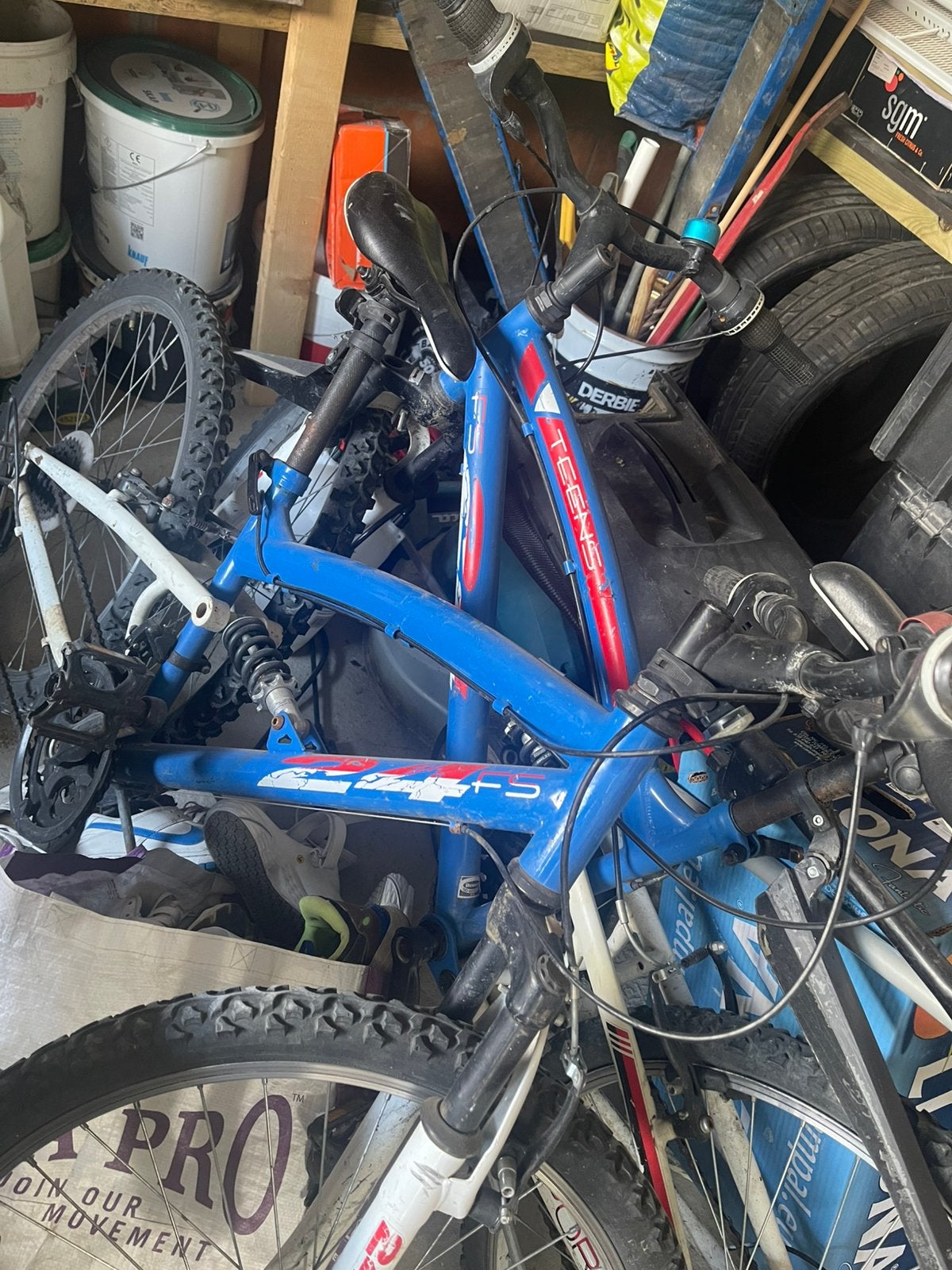 2 fietsen voor €50 stadgoed info 0483014425, Fietsen en Brommers, Ophalen, Gebruikt