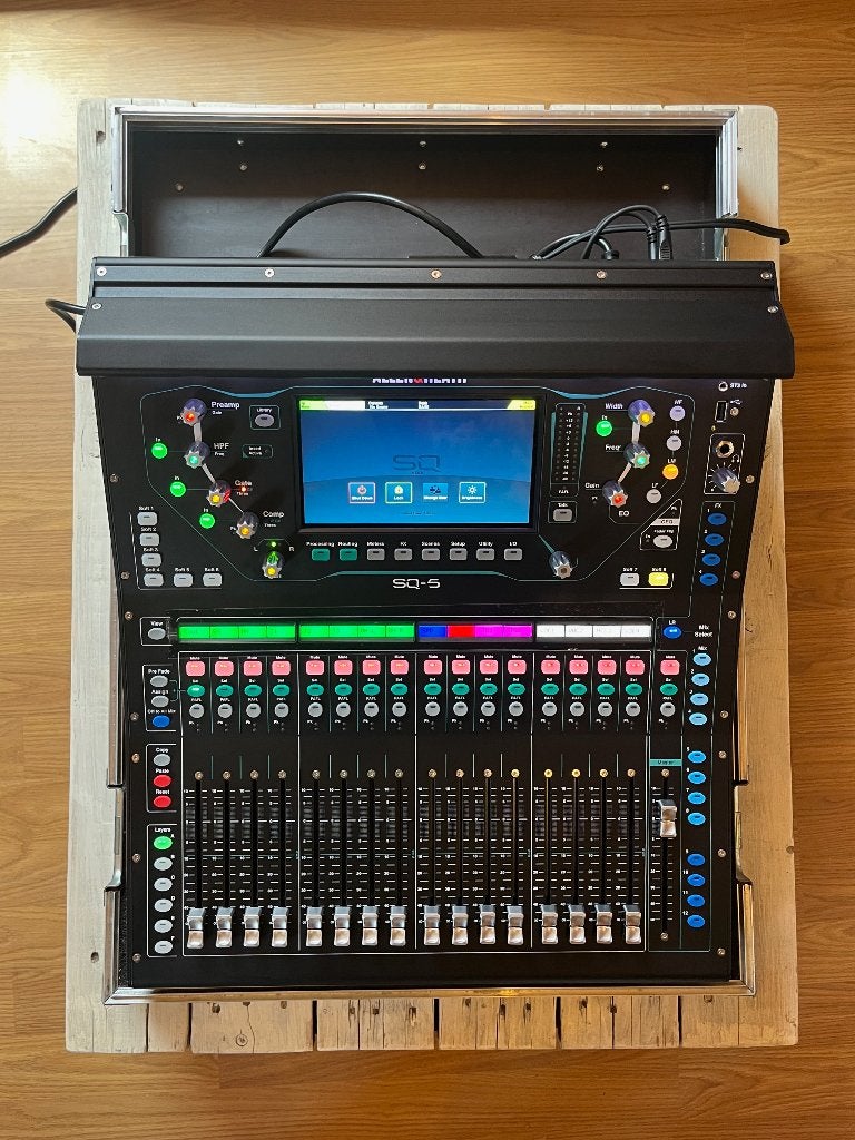 Allen & Heath SQ5 - Nog steeds onder de garantie, Ophalen, Zo goed als nieuw, 20 kanalen of meer, Microfooningang