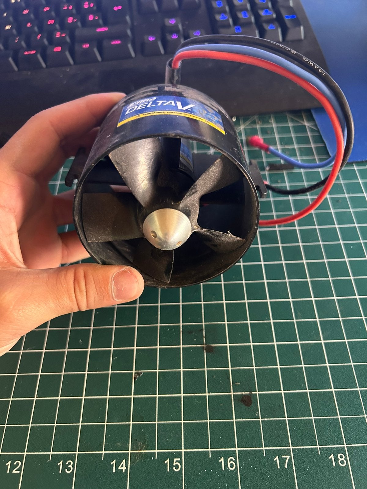 Eflite delta v32 80mm edf, Hobby & Loisirs créatifs, Enlèvement ou Envoi, Comme neuf