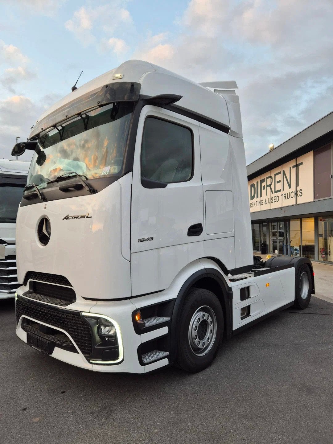 Mercedes-Benz Actros 1845 LS (bj 2026), Automaat, Achterwielaandrijving, Euro 6, Wit