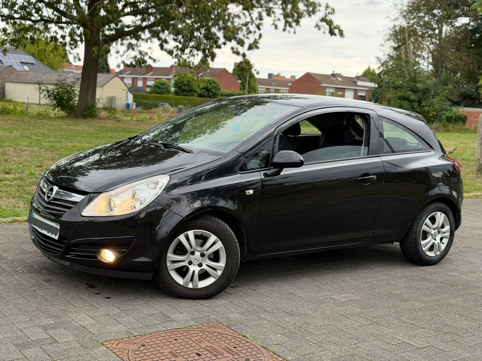 Opel Corsa 1.3 CDTi EcoFlex 2008* 257 000 km ! 4 EUROS, Autos, Opel, Achat, Entreprise, Diesel, Tissu