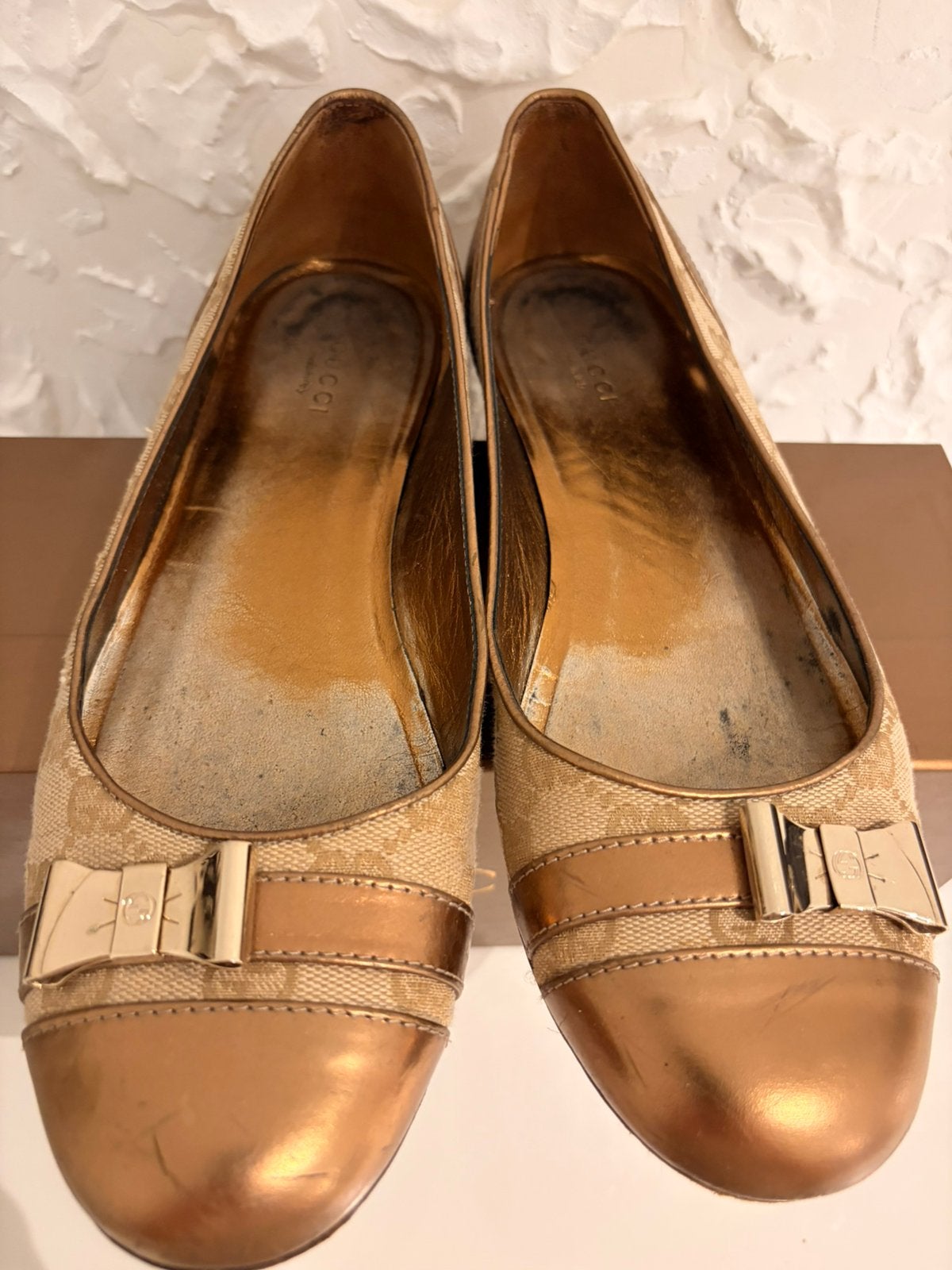 Gucci ballerinas doubel g met strikje metaal, Verzenden, Beige, Ballerina's, Gedragen