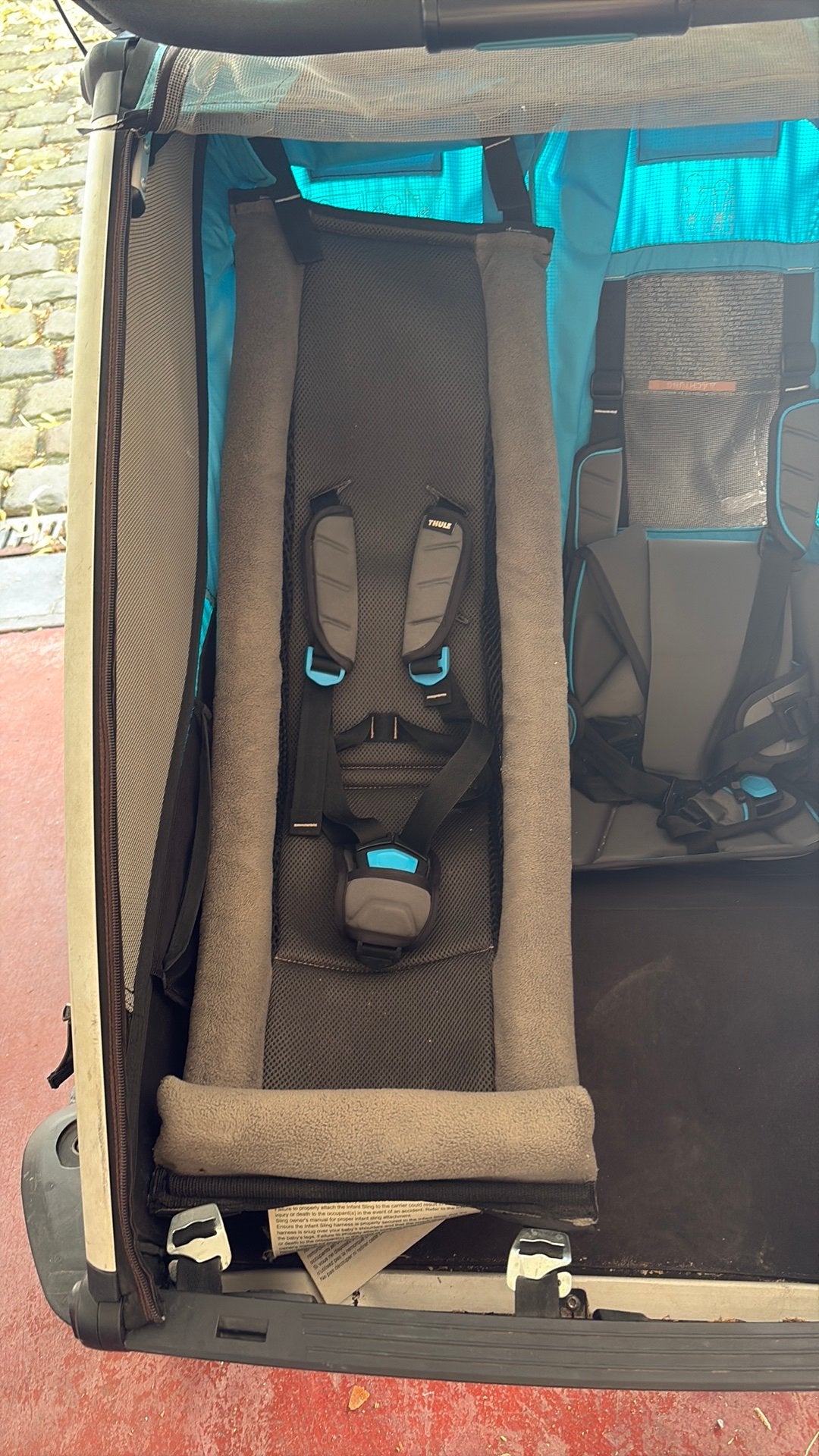 Thule infant sling, Fietsen en Brommers, Fietsaccessoires | Aanhangwagens en Karren, Ophalen, Zo goed als nieuw, Kinderkar