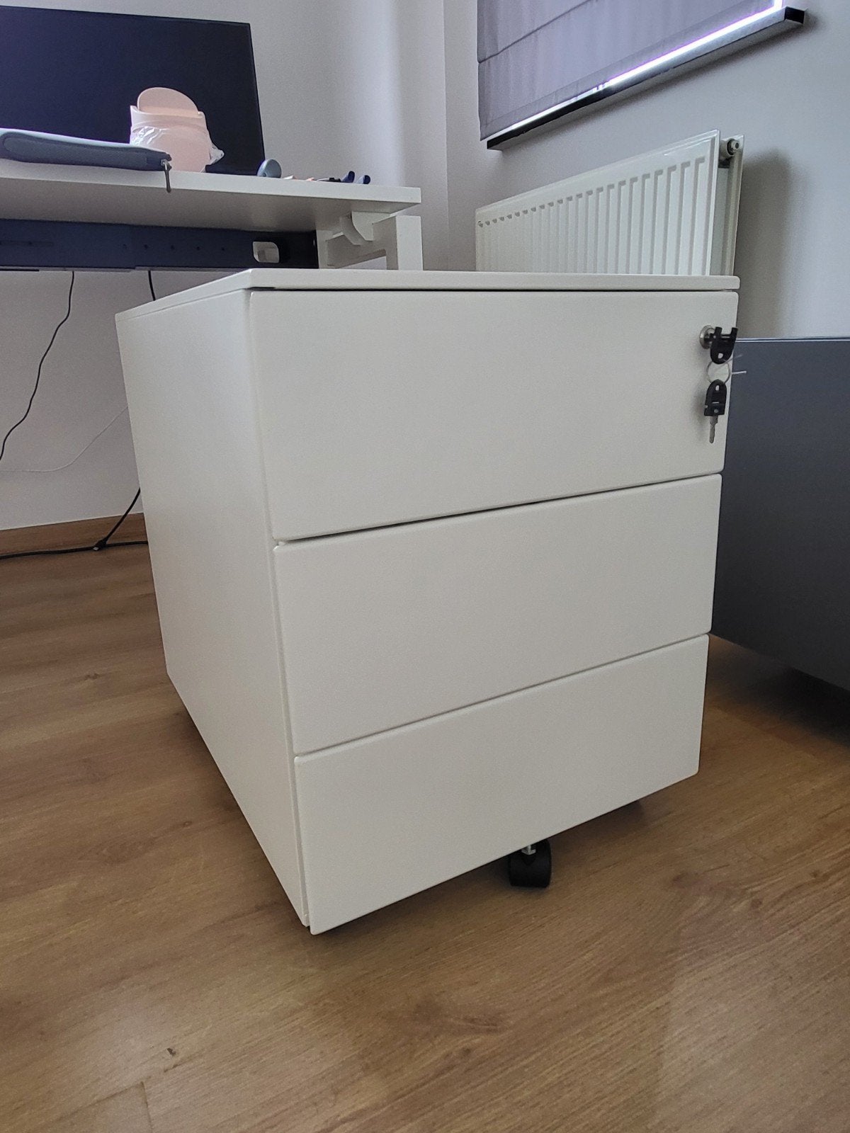 Witte ladeblok op wieltjes, Huis en Inrichting, Bureaus, Ophalen, Gebruikt, 42 cm, Wit