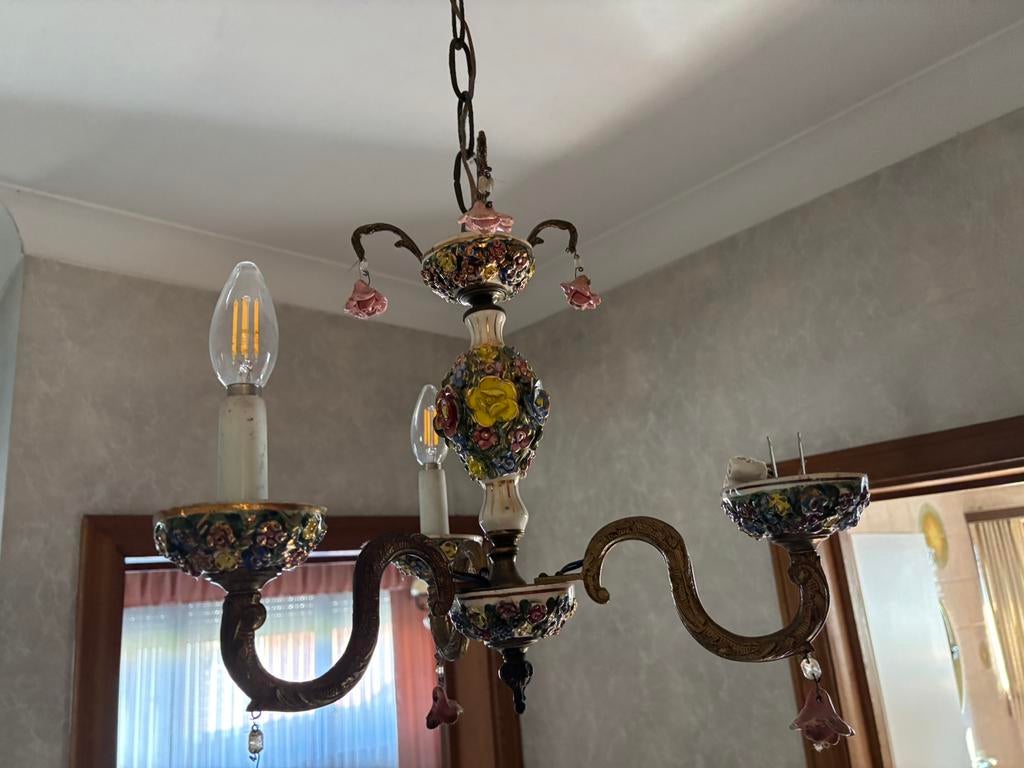 Italiaans capodimonte kroonluchter en 2 wandarmaturen, Antiek en Kunst, Antiek | Porselein, Ophalen of Verzenden