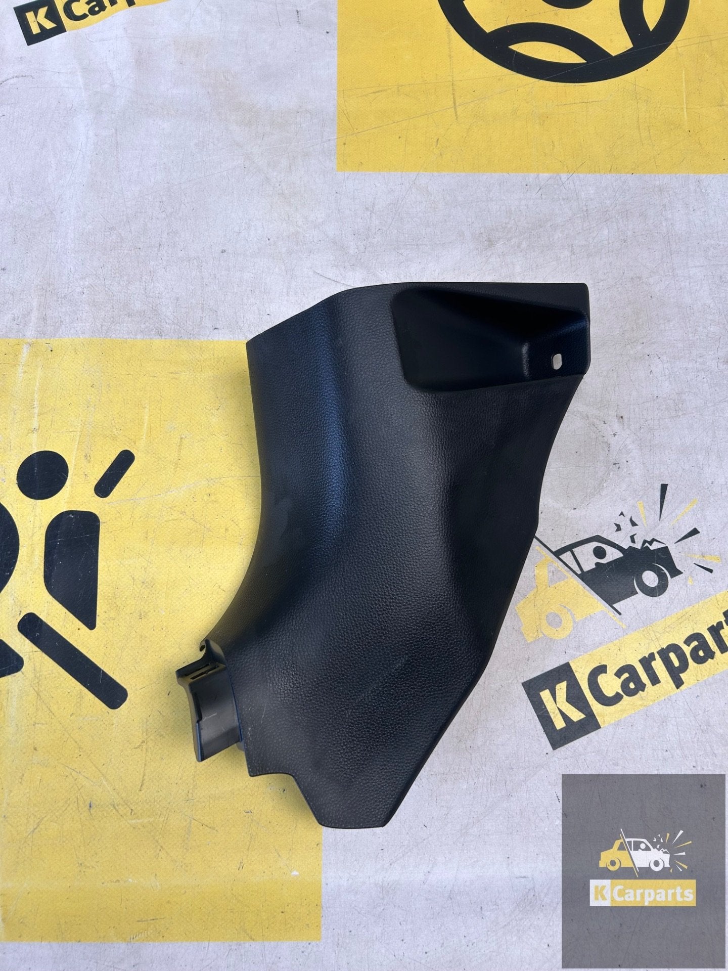 Toyota AYGO X CROSS, linker dorpelafdekking 62112-0H040, Info@fabrikant.eu, Fabrikantstraat 1
1000 AA  Amsterdam, NL, Voor, Toyota