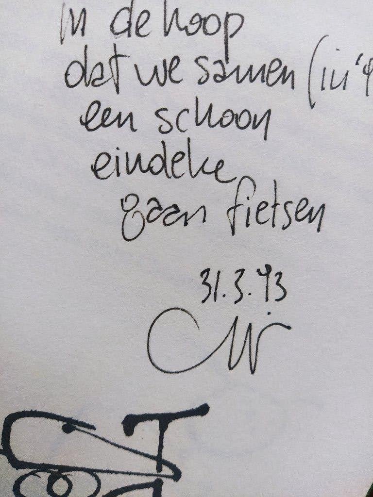 boek: dit is géén broek+Stommerik,dommerik+de computer lekt+, Ophalen of Verzenden, Gelezen, Fictie algemeen