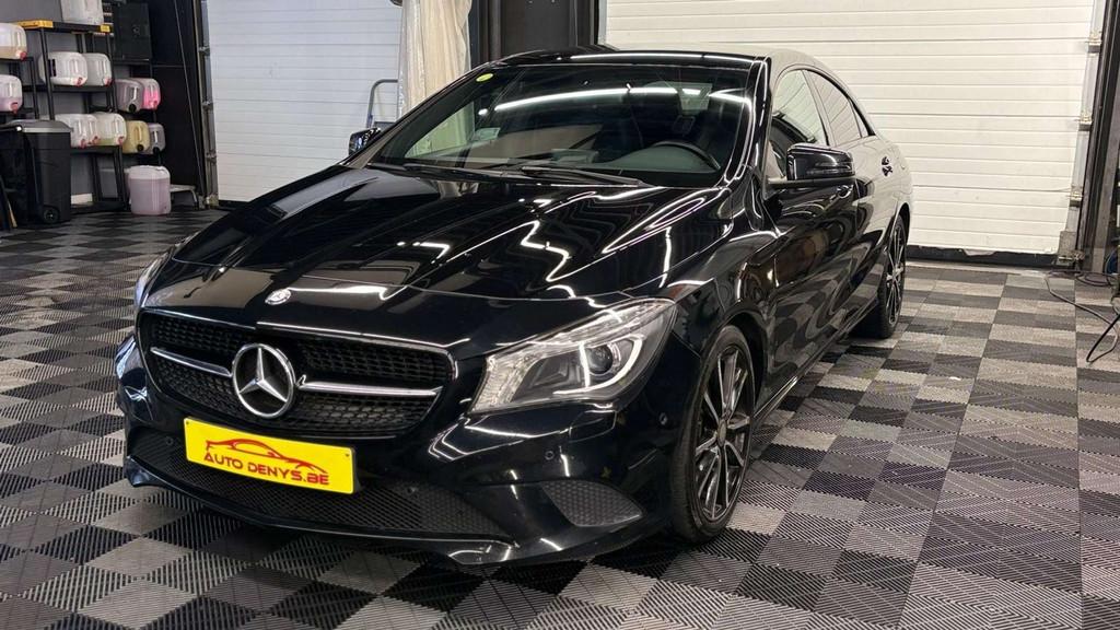 Mercedes-Benz CLA 180 AUTOMATIQUE bj. 2015 163500km Euro 5, Auto's, Automaat, https://public.car-pass.be/vhr/f1d85305-0eee-466d-813b-3d971b326d62
