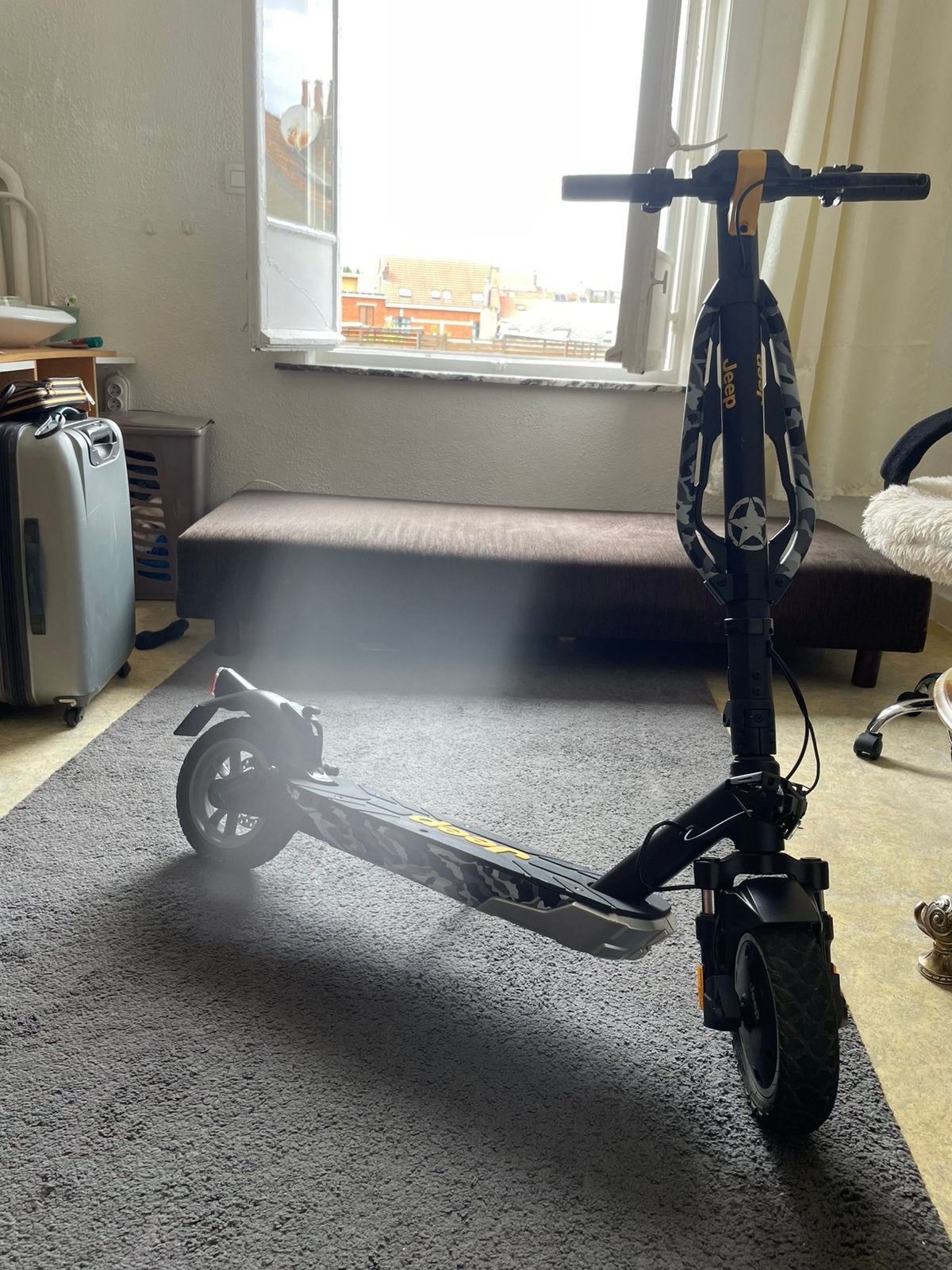Trottinette électrique marque JEEP 2Xe urban camou, Vélos & Vélomoteurs, Enlèvement, Comme neuf, Step électrique (E-scooter)