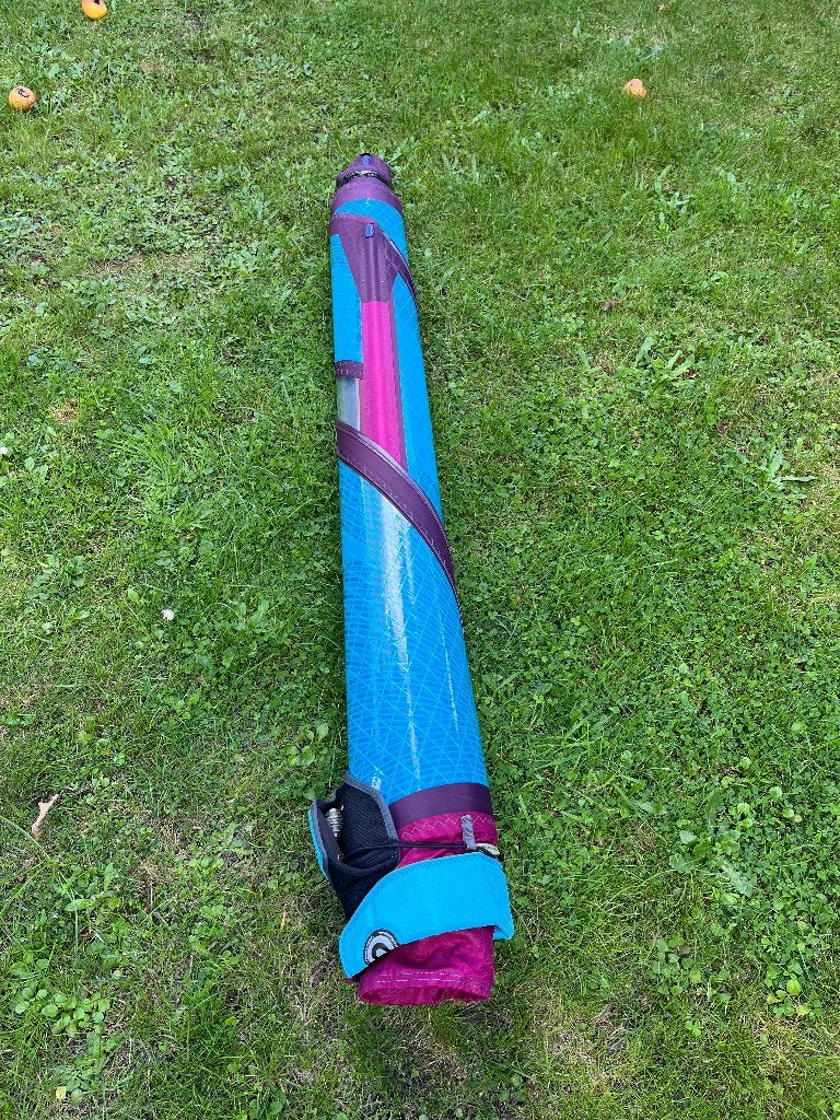 Neilpryde Combat Pro 4,2 - 4,7 + mast SPX90 RDM 370, Watersport en Boten, Ophalen, Met mast, 3.5 tot 5 m², Zo goed als nieuw
