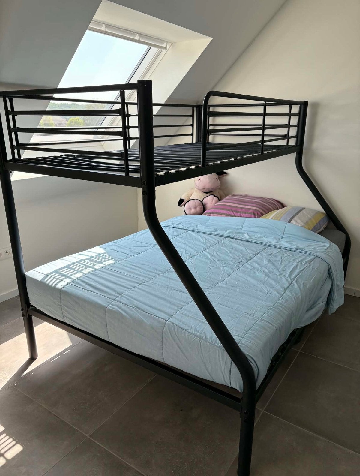 Stapelbed, Ophalen, Zo goed als nieuw, Stapelbed