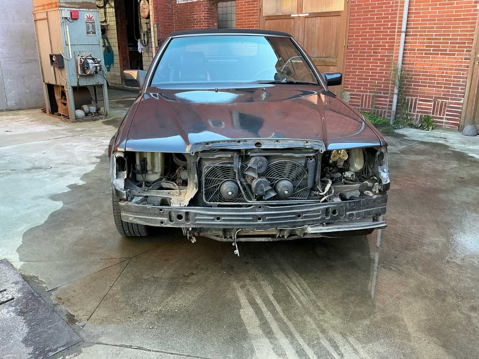 Mercedes Cabrio 300 CE 24V Oldtimer Project, foto 6