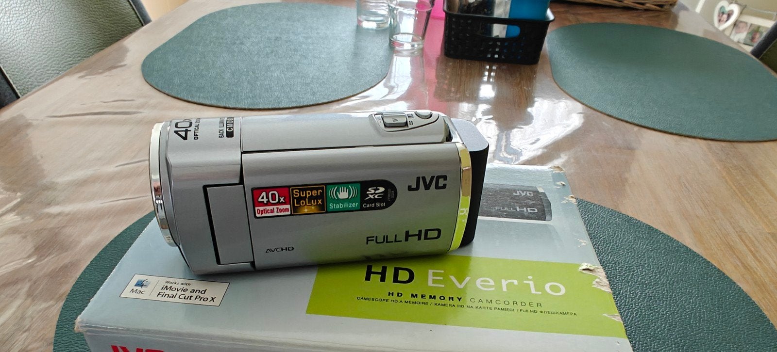 JVC GZ-E100SEU, Ophalen of Verzenden, Geheugenkaart, JVC, Full HD