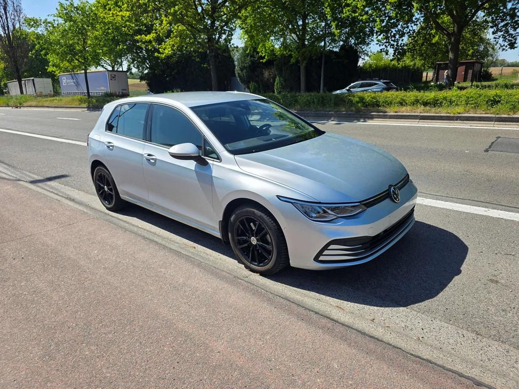 Volkswagen Golf Golf 1.0 eTSI Life OPF DSG 2022' 1EIG AUTO, Auto's, Automaat, Stof, Gebruikt, https://public.car-pass.be/vhr/0aca2dcf-1281-4264-85bb-ff2182589ea4