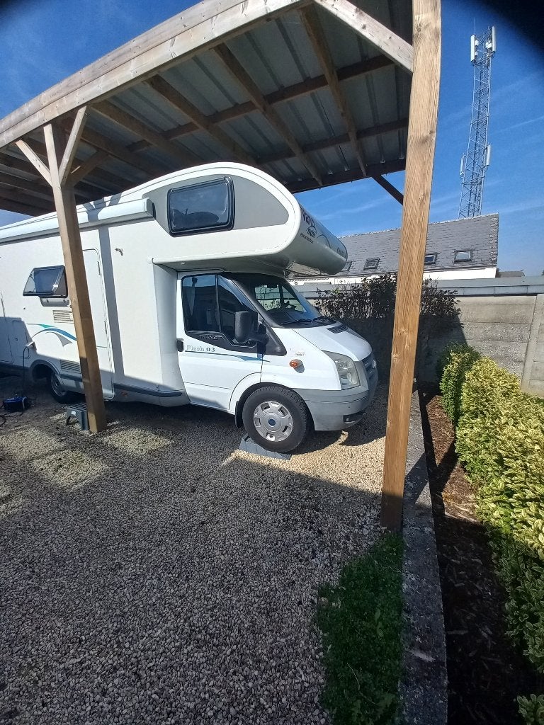 Ford Chausson Flash 03 camper, Siège de train, 6 à 7 mètres, Toilette à cassette, Boîte manuelle