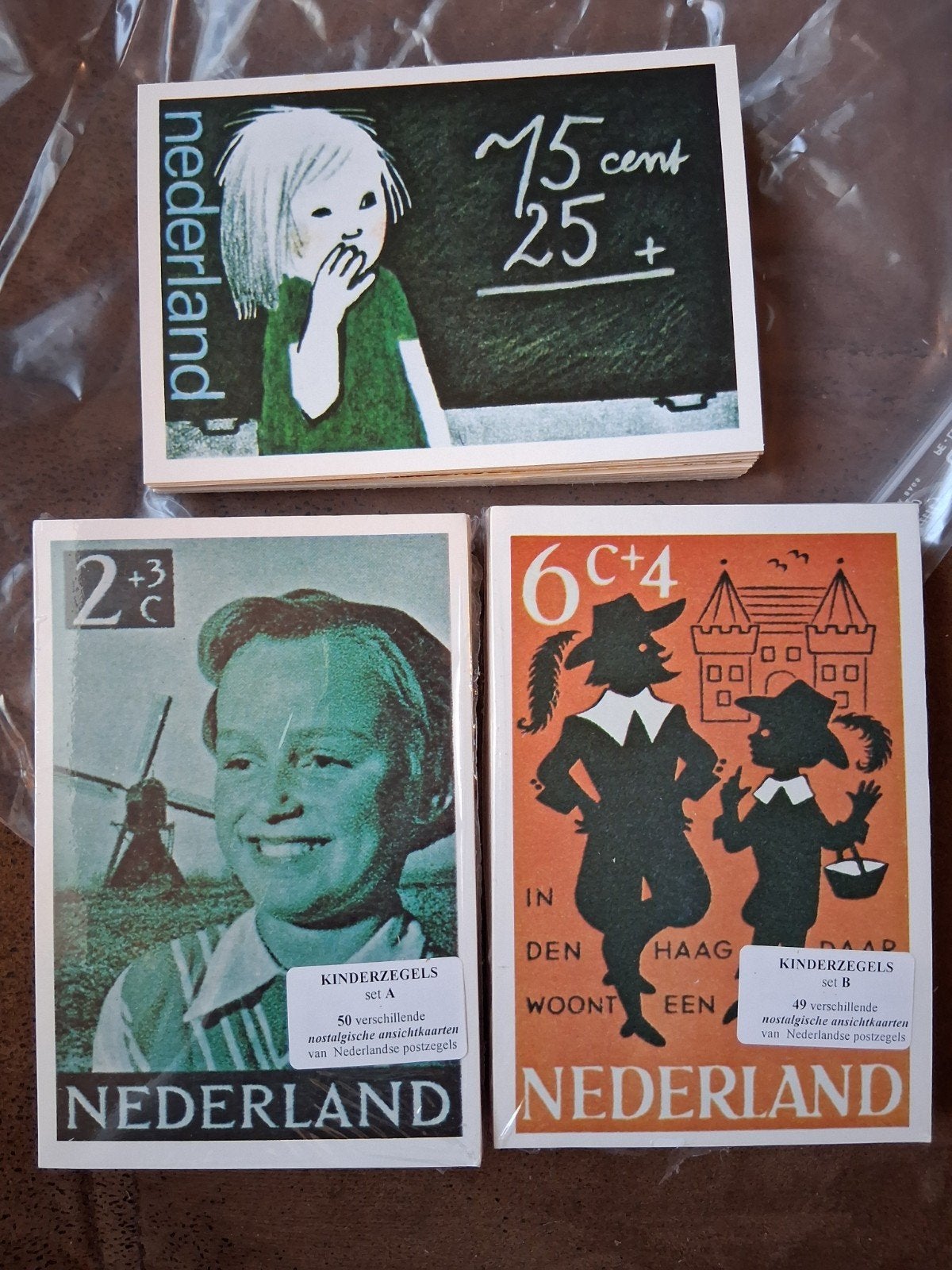 3 sets postkaarten van Nederlandse postzegels, Ophalen of Verzenden