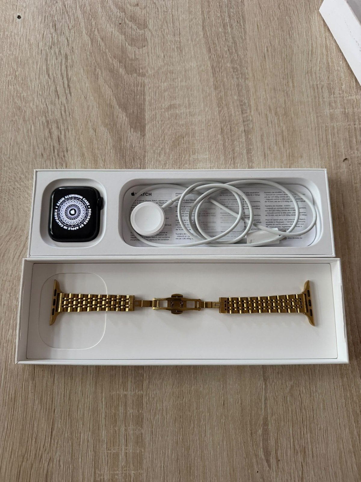 Apple Watch 44mm, Apple Watch, IOS, Comme neuf, Enlèvement