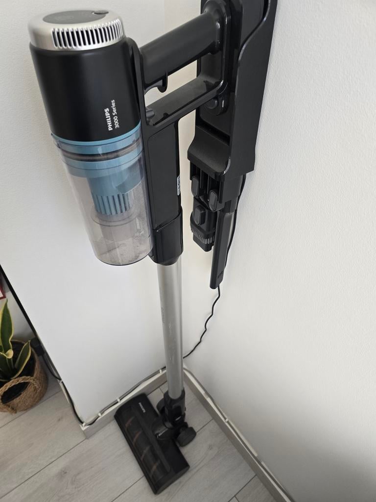 Steelstofzuiger Philips met ledlamp, Elektronische apparatuur, Stofzuigers, Ophalen