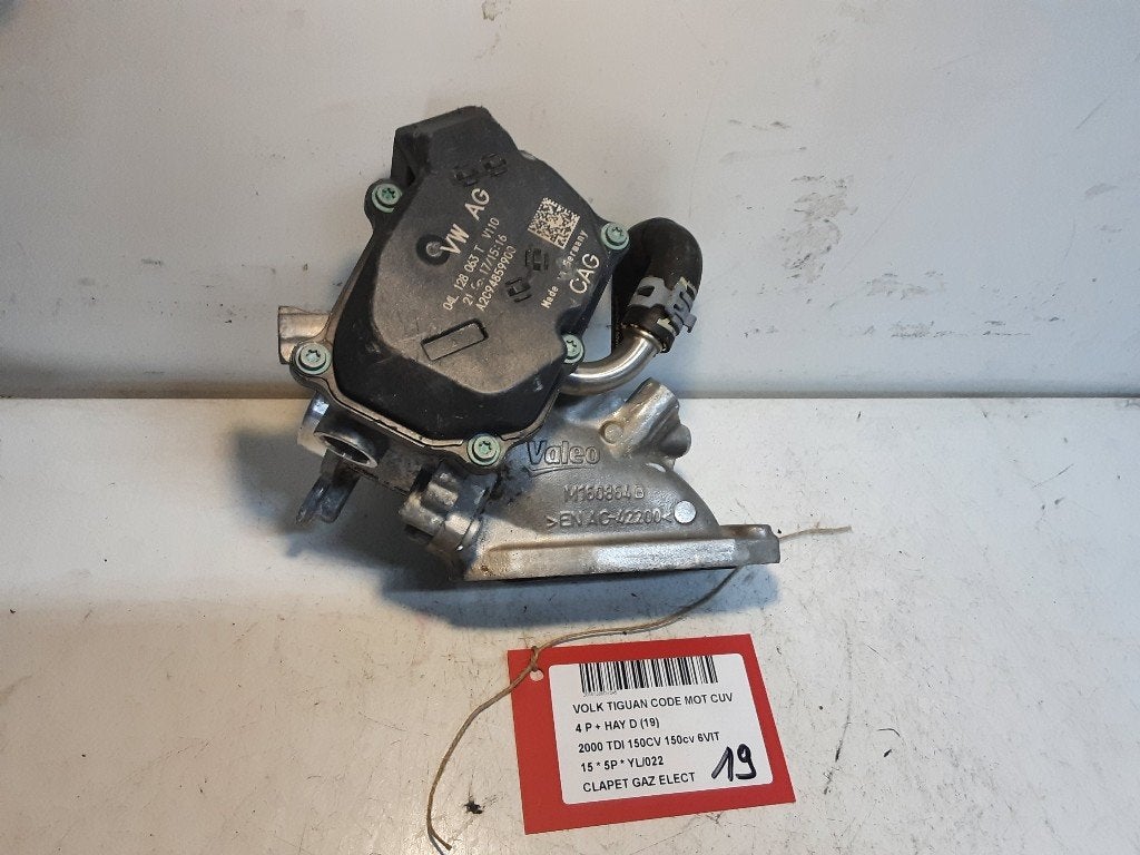 GASKLEPHUIS Volkswagen Tiguan (5N1 / 2) (04L128063T), Gebruikt, Volkswagen, Mevr. I. Hauben, Rue de l'Espoir 34 34
4030  GRIVEGNÉE, BE