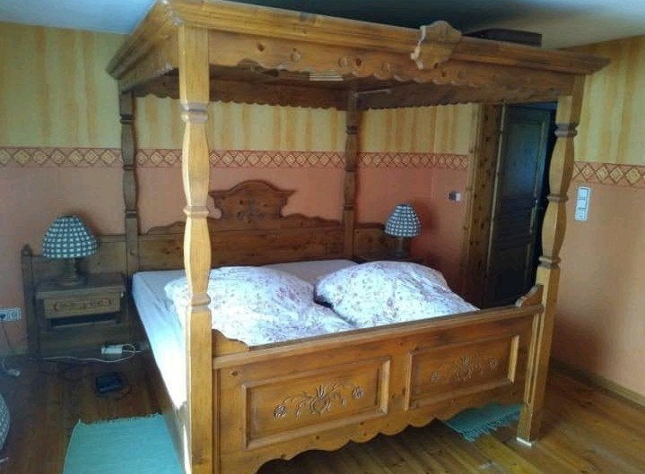 Prachtig Voglauer hemelbed van massief hout, Maison & Meubles, Chambre à coucher | Chambres à coucher complètes, Enlèvement, Utilisé