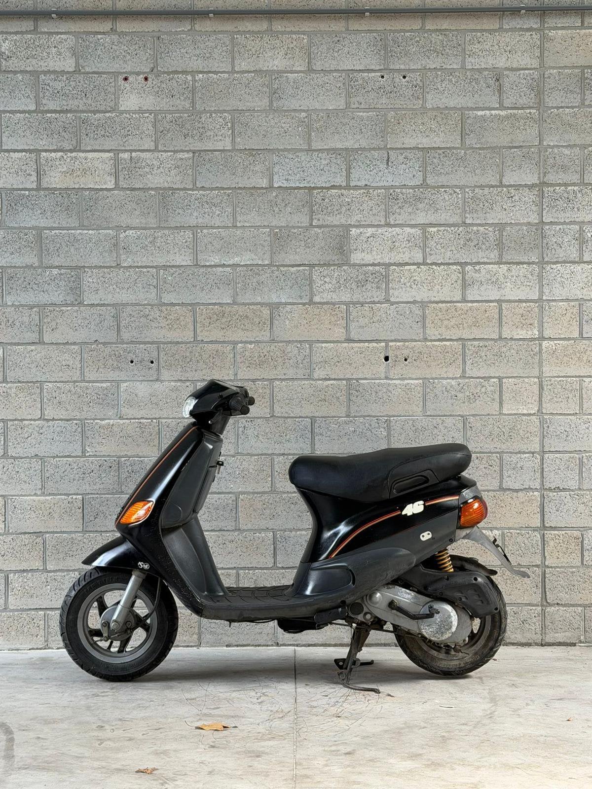 Piaggio Zip Type 3 50cc, Fietsen en Brommers, Ophalen, Zo goed als nieuw