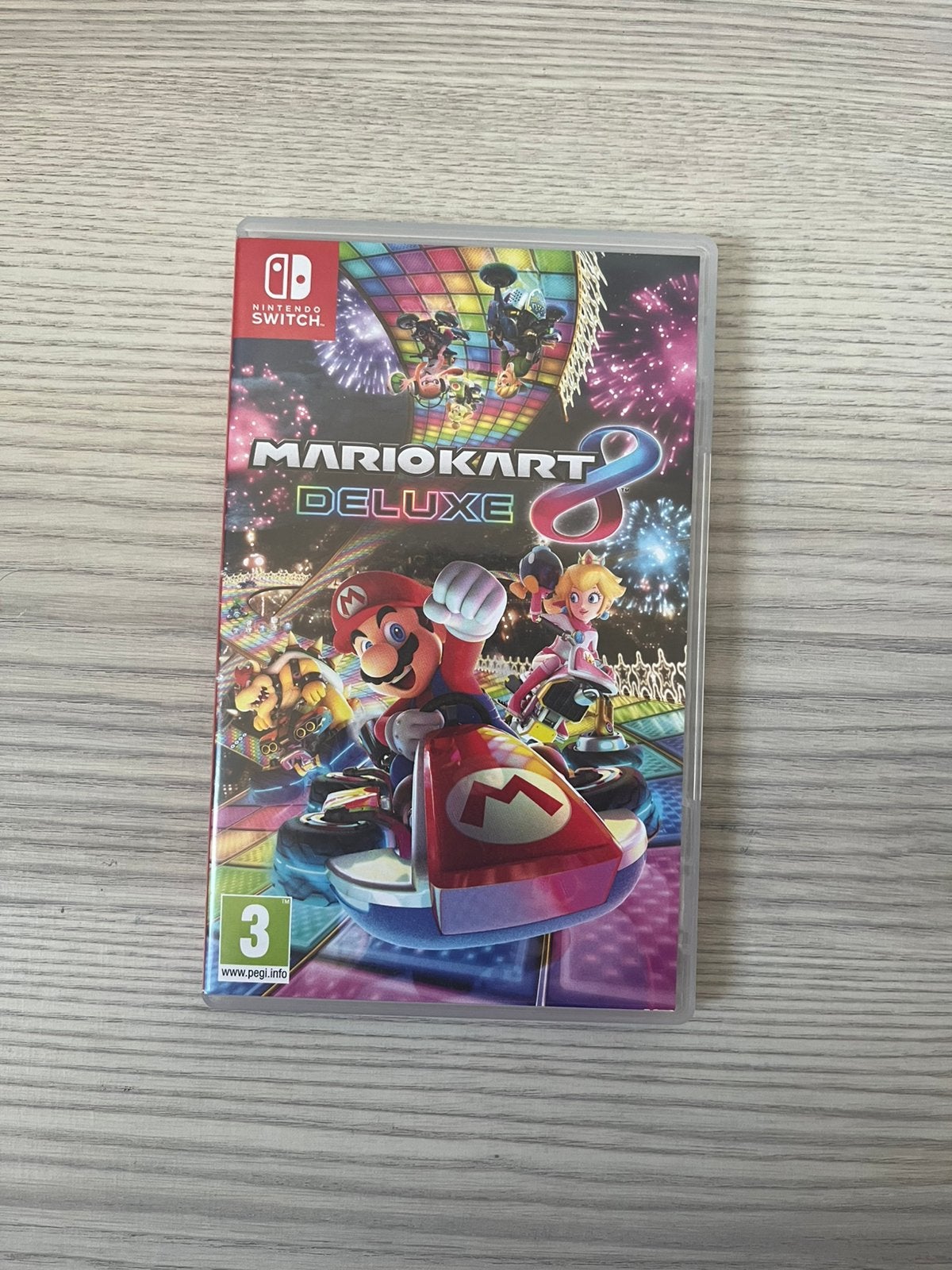 Mario Kart 8 Deluxe Nintendo Switch, Consoles de jeu & Jeux vidéo, Enlèvement ou Envoi, Comme neuf